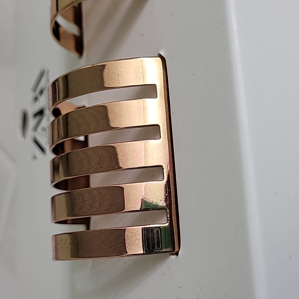 Beautiful cuff bracelets - Picture 6 of 10